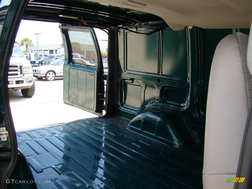 2004 Astro Cargo Van - Dark Forest Green Metallic / Neutral photo #14
