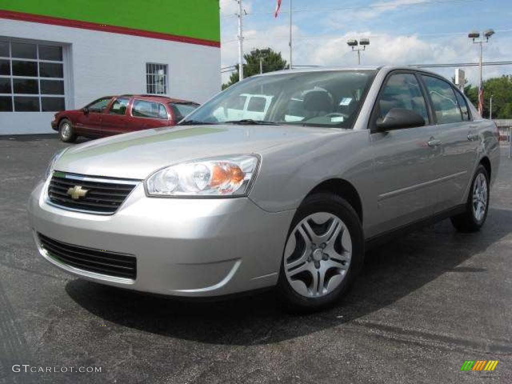 2008 Malibu Classic LS Sedan - Silverstone Metallic / Titanium Gray photo #1