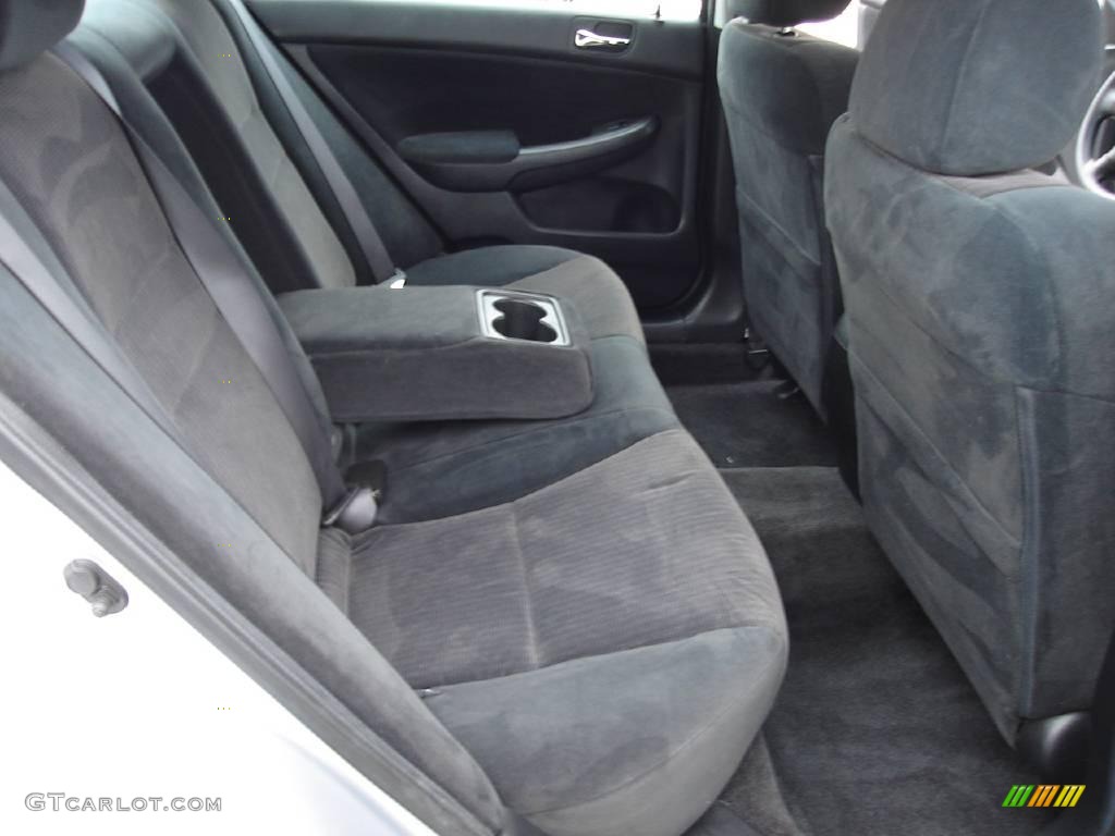 2003 Accord LX Sedan - Satin Silver Metallic / Black photo #14