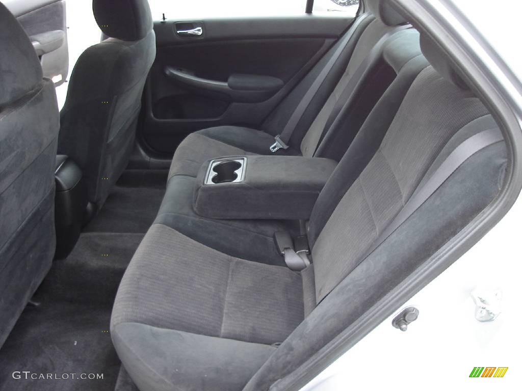 2003 Accord LX Sedan - Satin Silver Metallic / Black photo #15