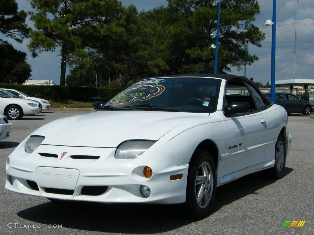 2000 Sunfire GT Convertible - Bright White / Graphite photo #1