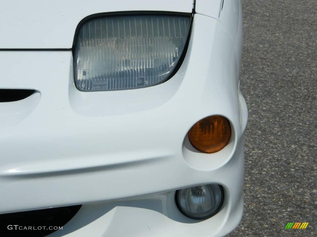 2000 Sunfire GT Convertible - Bright White / Graphite photo #9