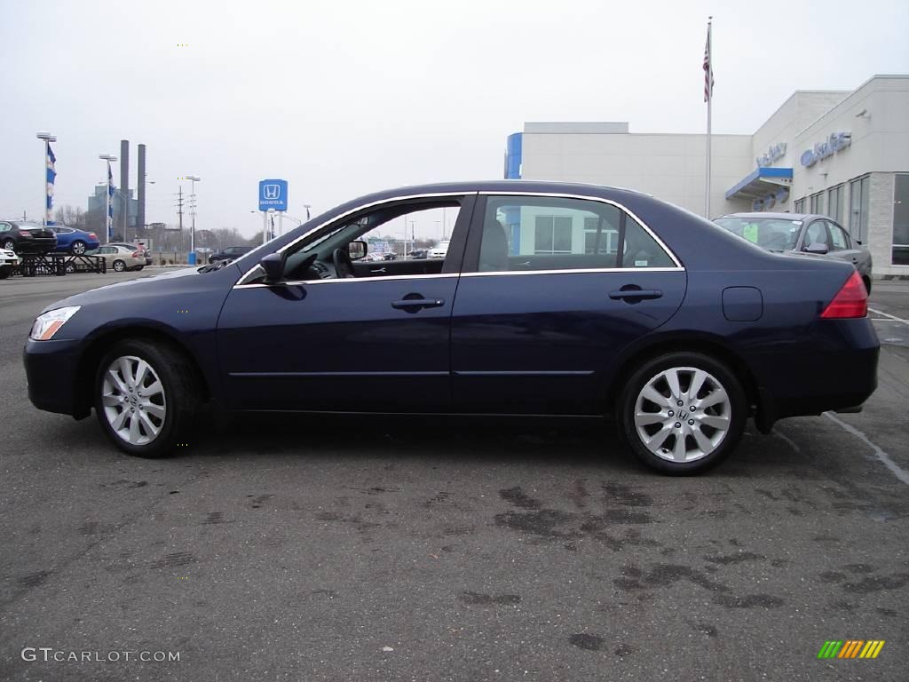 2007 Accord SE V6 Sedan - Royal Blue Pearl / Gray photo #2