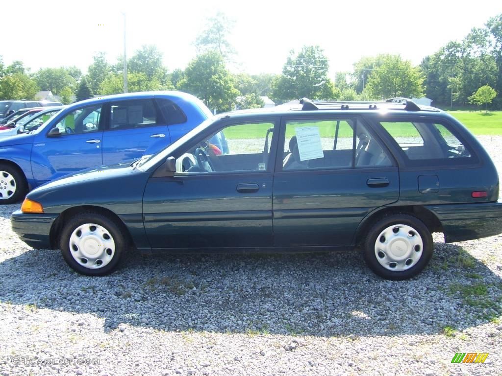 1995 Escort LX Wagon - Deep Jewel Green Metallic / Beige photo #2