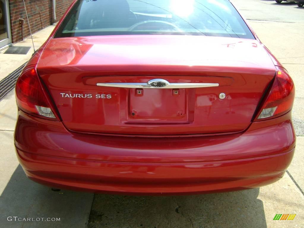 2001 Taurus SES - Toreador Red Metallic / Dark Charcoal photo #6