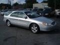 Silver Frost Metallic - Taurus SE Wagon Photo No. 2