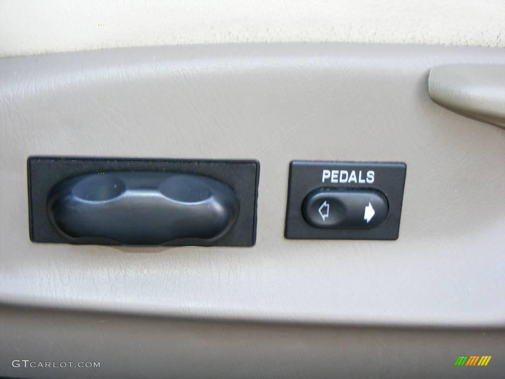 2001 Taurus SEL - Harvest Gold Metallic / Medium Parchment photo #14