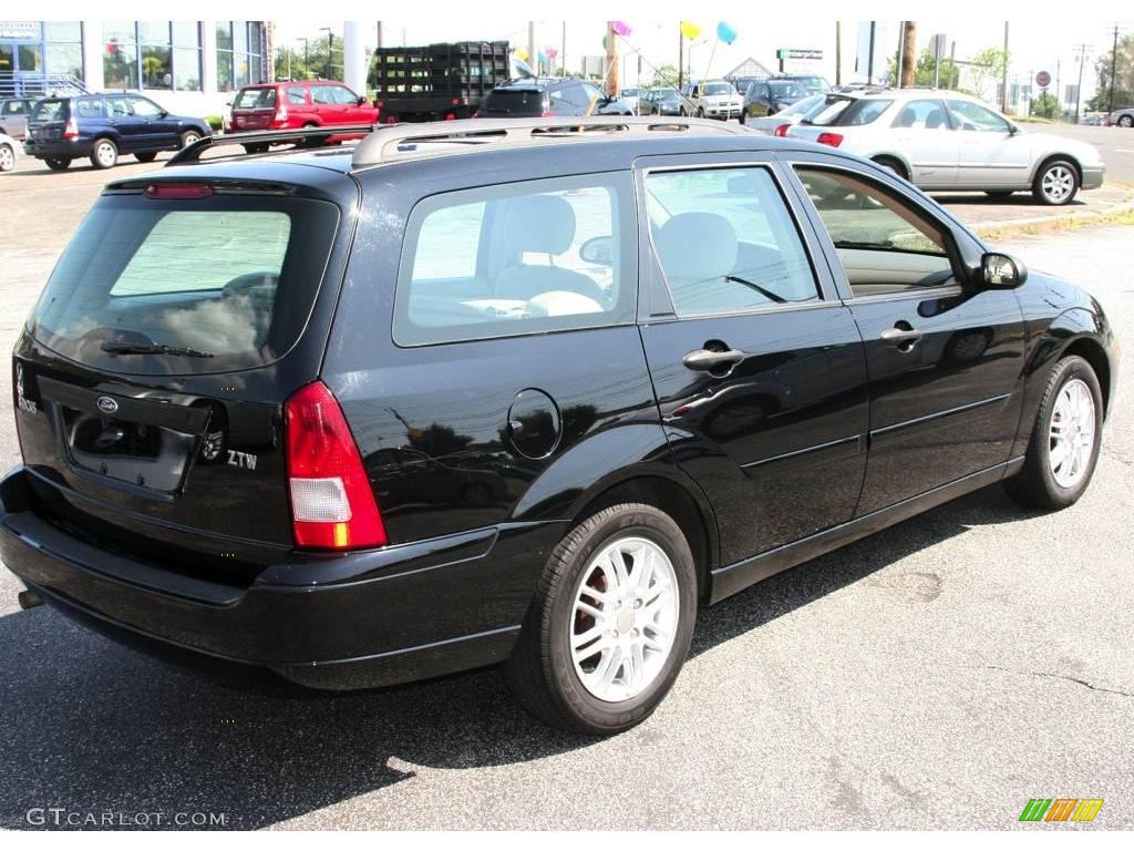 2003 Focus ZTW Wagon - Pitch Black / Medium Parchment photo #5