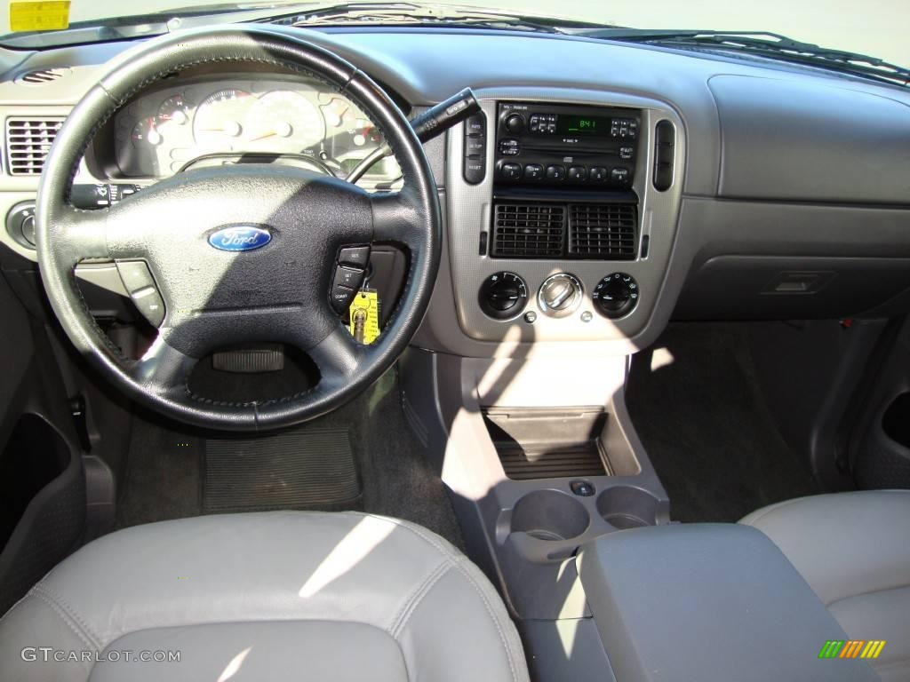 2005 Explorer XLT - Black / Midnight Grey photo #7