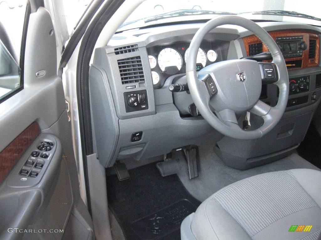 2006 Ram 1500 SLT Quad Cab - Bright White / Medium Slate Gray photo #11