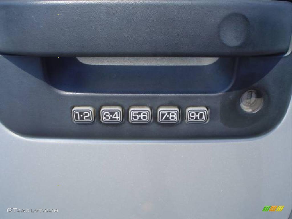 2005 F150 XLT SuperCab - Silver Metallic / Medium Flint Grey photo #14
