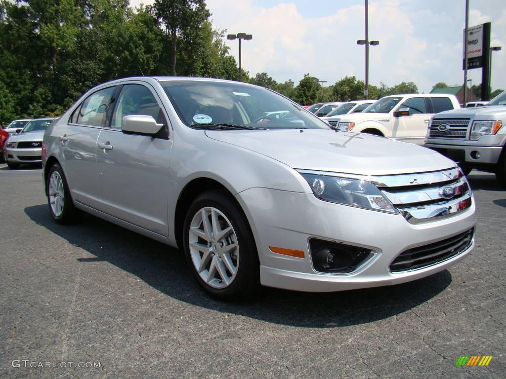 2010 Fusion SEL - Brilliant Silver Metallic / Charcoal Black photo #1