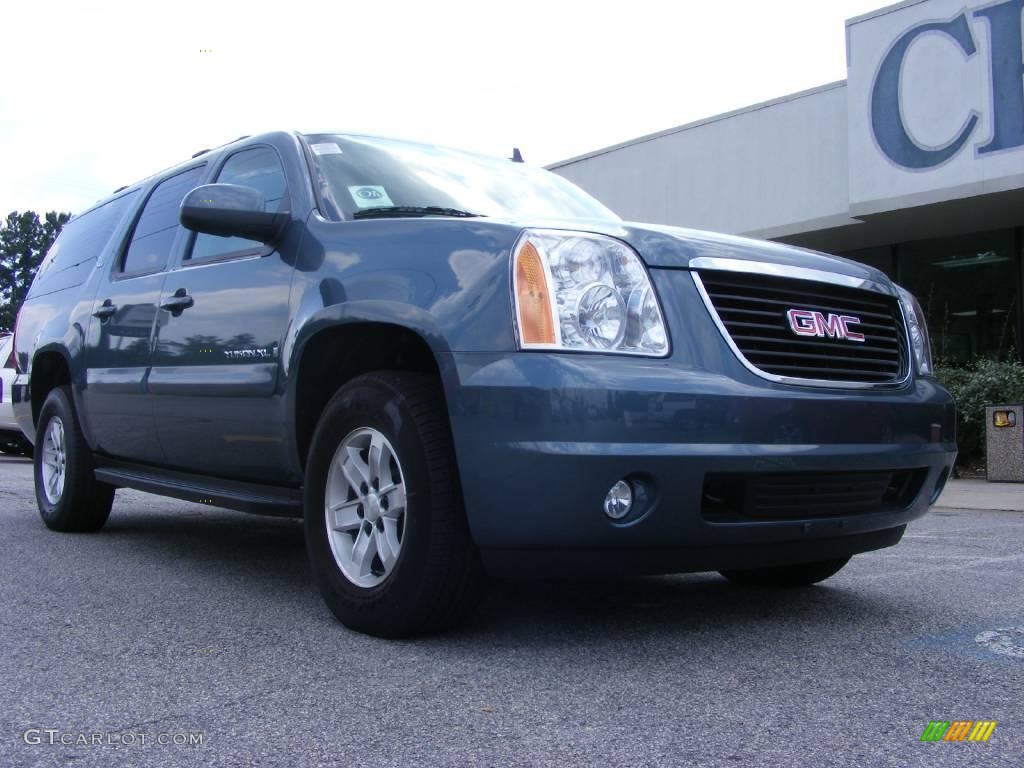 2009 Yukon XL SLT - Stealth Gray Metallic / Light Titanium photo #2