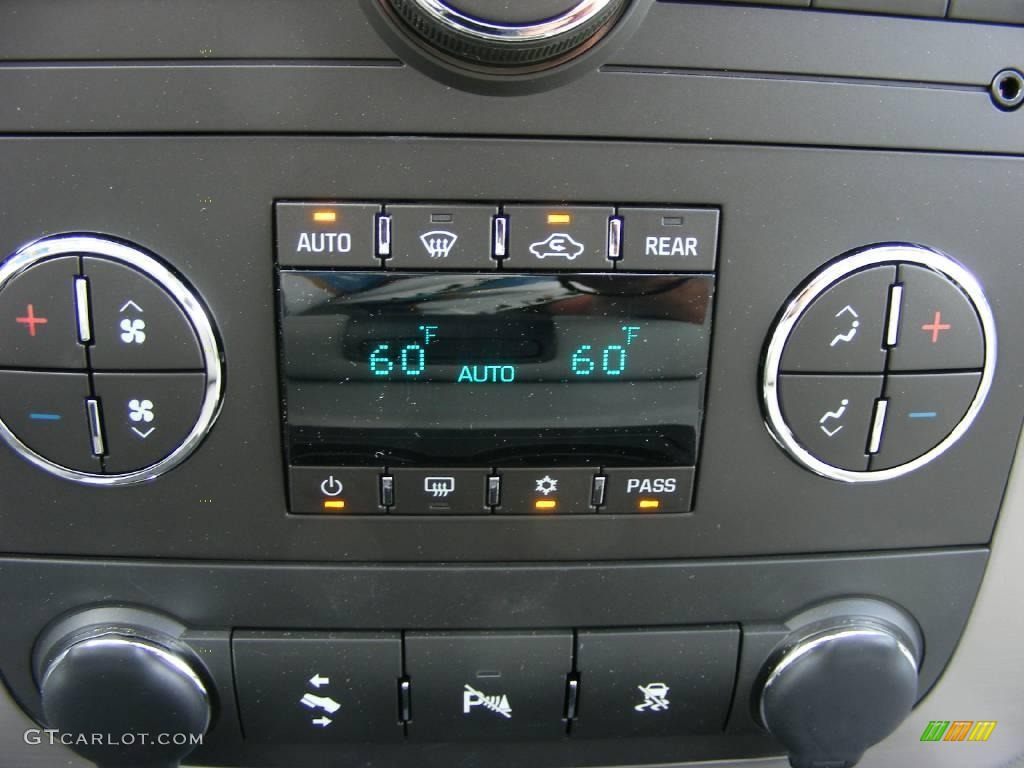 2009 Yukon XL SLT - Stealth Gray Metallic / Light Titanium photo #25