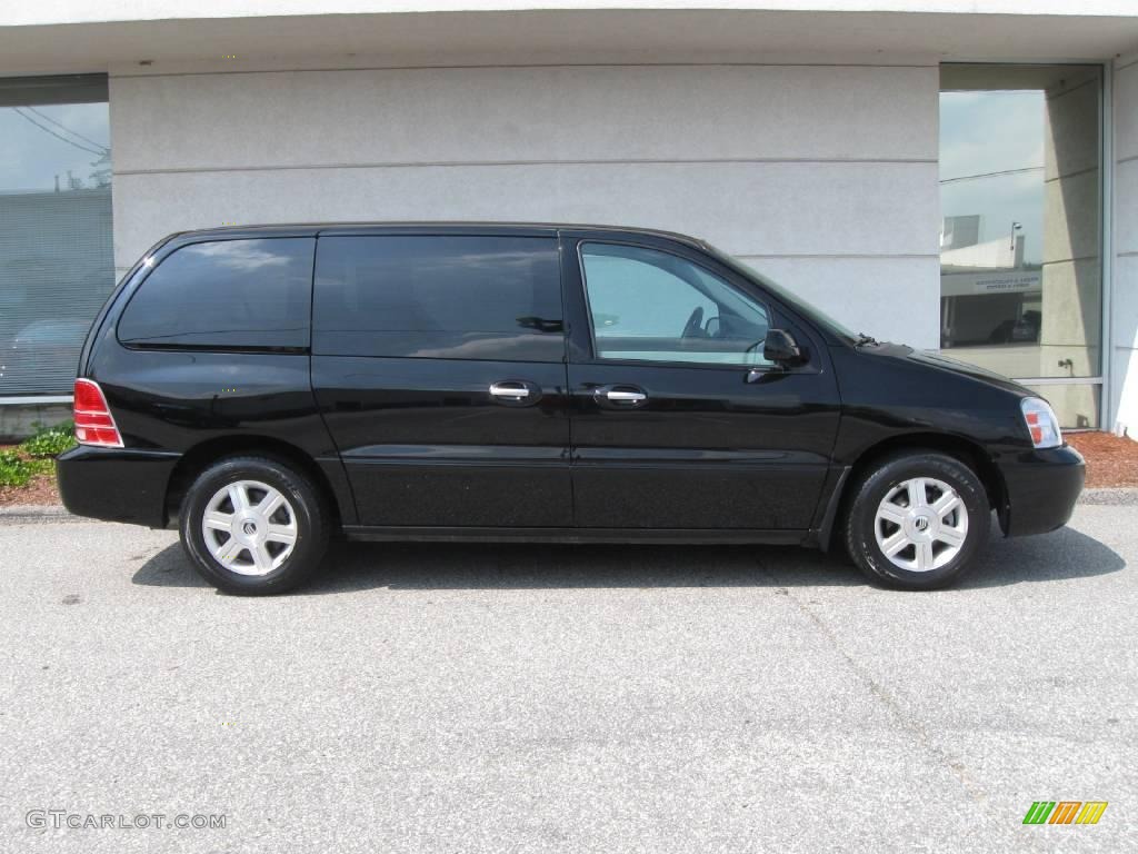 2005 Monterey Convenience - Black / Charcoal photo #2