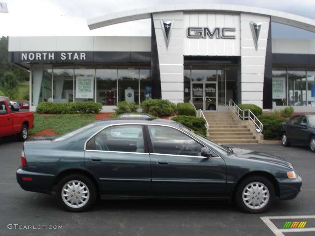 Dark Eucalyptus Green Pearl Metallic Honda Accord