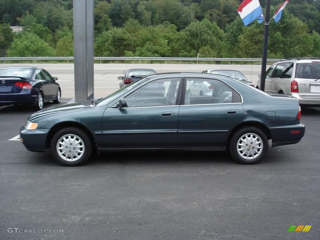 1996 Accord EX Sedan - Dark Eucalyptus Green Pearl Metallic / Gray photo #5