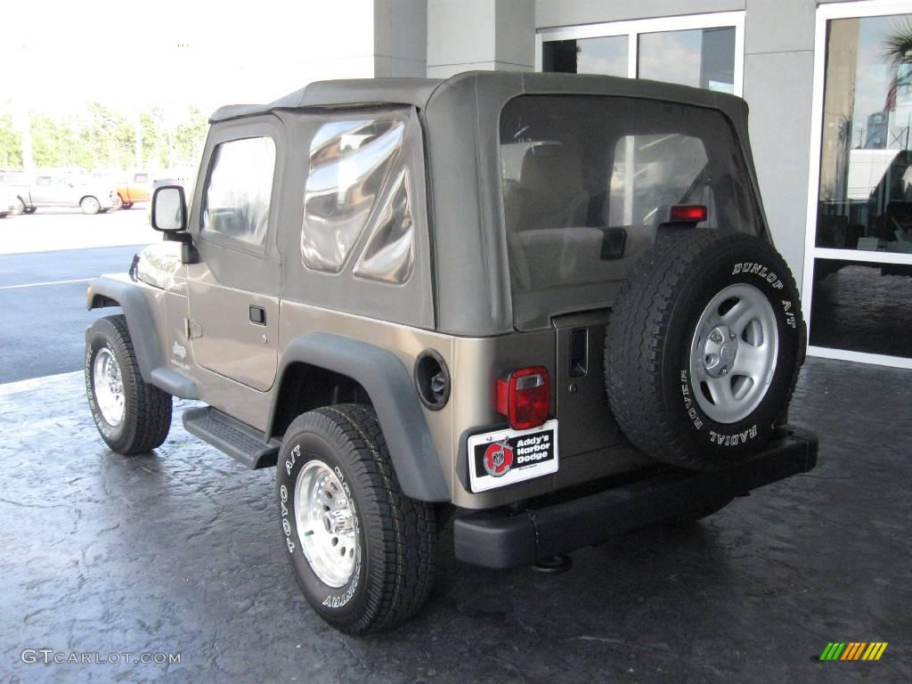 2004 Wrangler Sport 4x4 - Light Khaki Metallic / Khaki photo #7