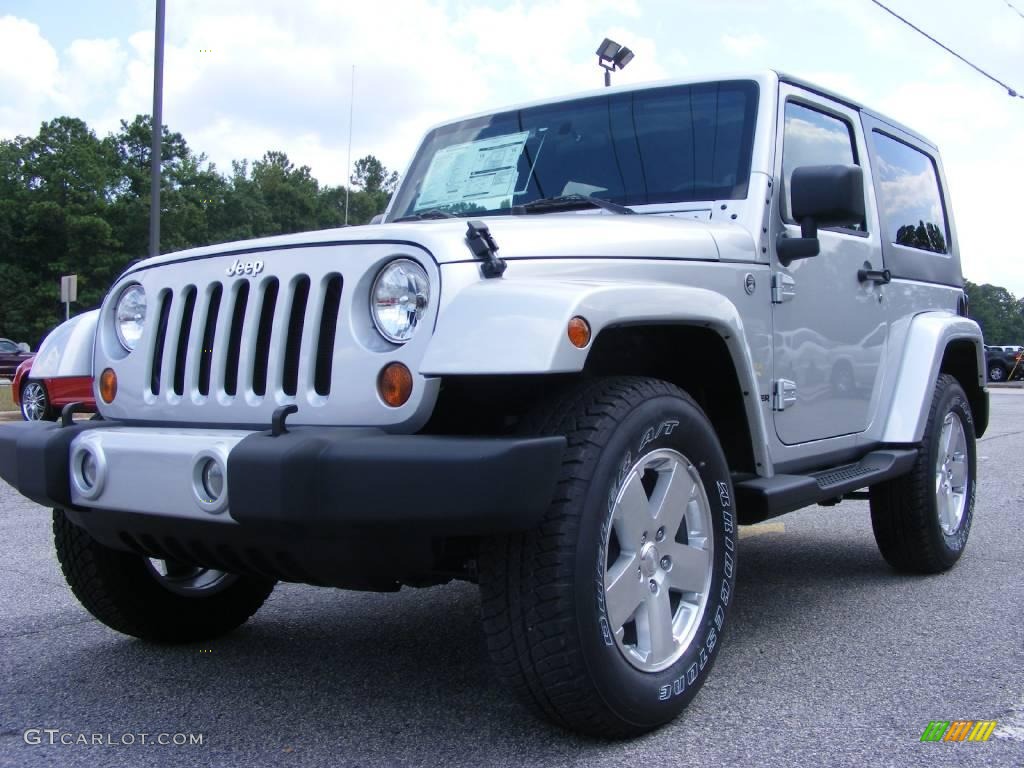 2009 Wrangler Sahara 4x4 - Bright Silver Metallic / Dark Slate Gray/Medium Slate Gray photo #4