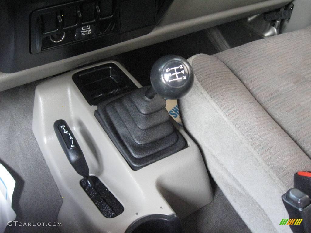 2004 Wrangler Sport 4x4 - Light Khaki Metallic / Khaki photo #23
