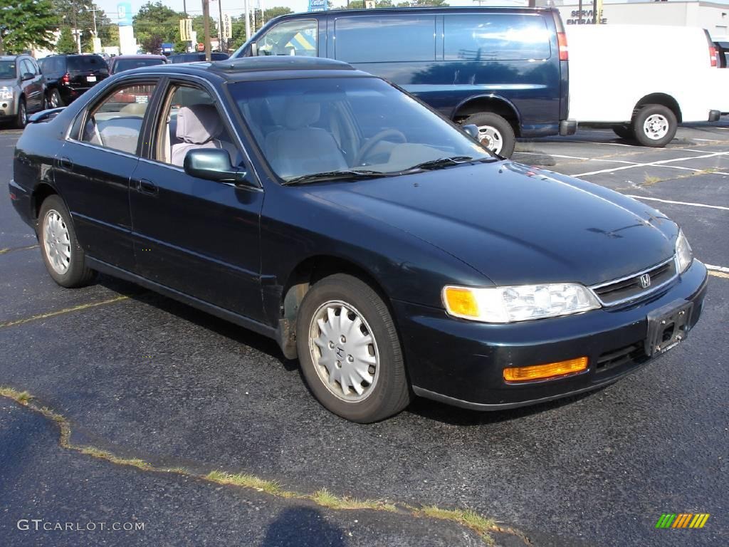 1997 Accord EX Sedan - Eucalyptus Green Pearl / Ivory photo #2