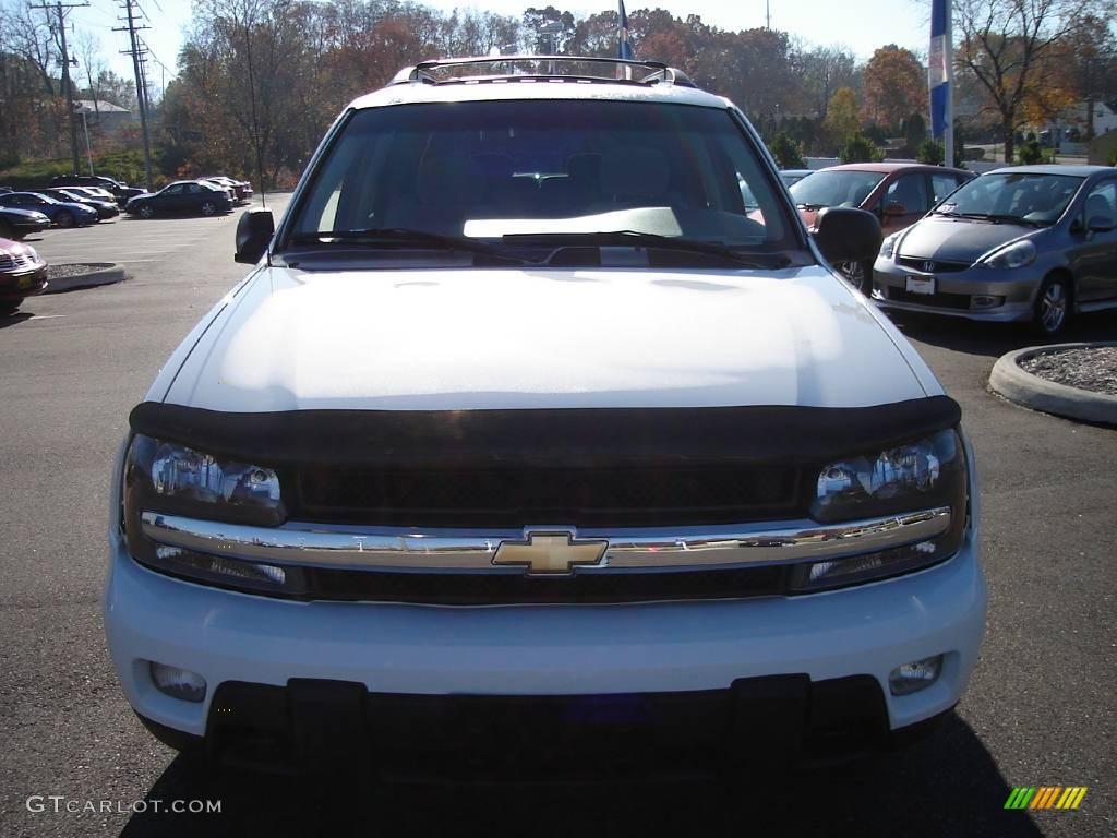 2005 TrailBlazer EXT LT 4x4 - Summit White / Light Gray photo #8
