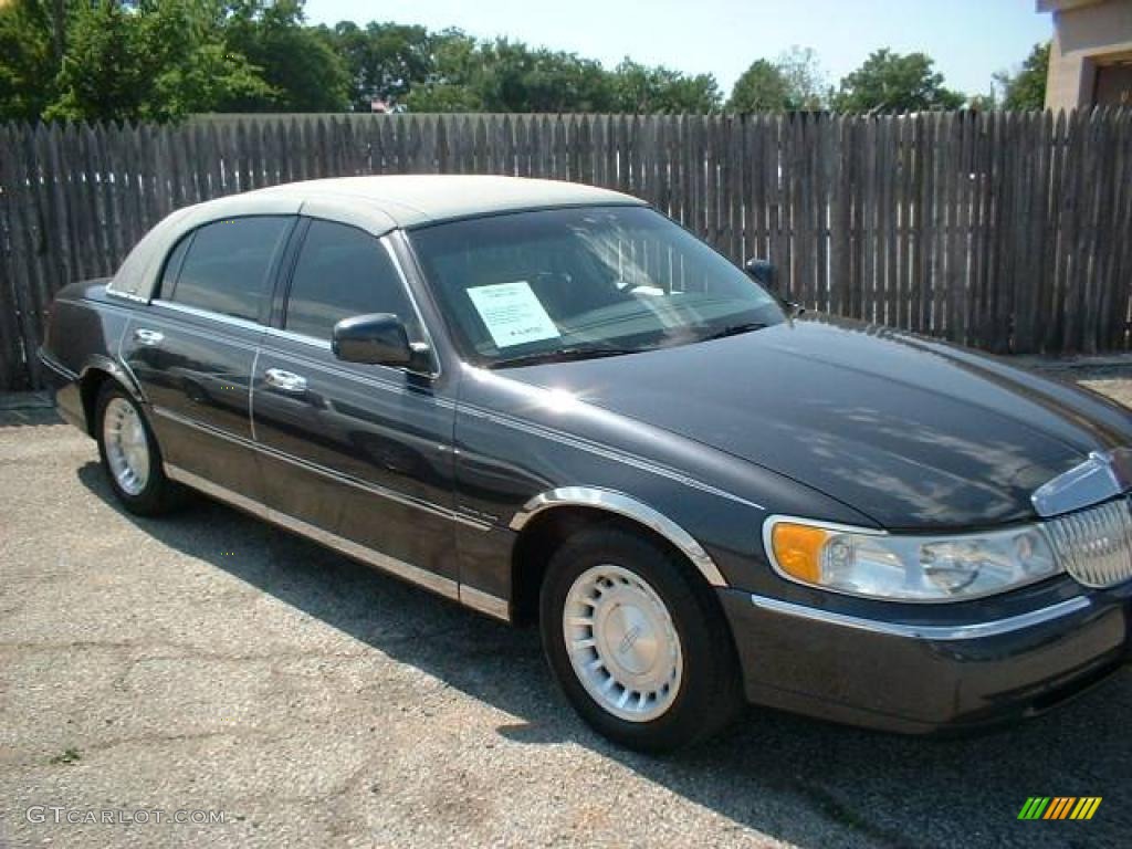 Midnight Grey Lincoln Town Car