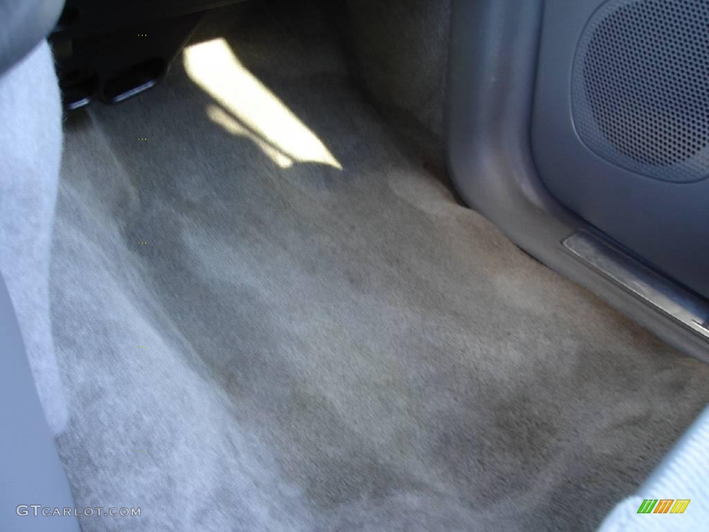 2005 TrailBlazer EXT LT 4x4 - Summit White / Light Gray photo #28
