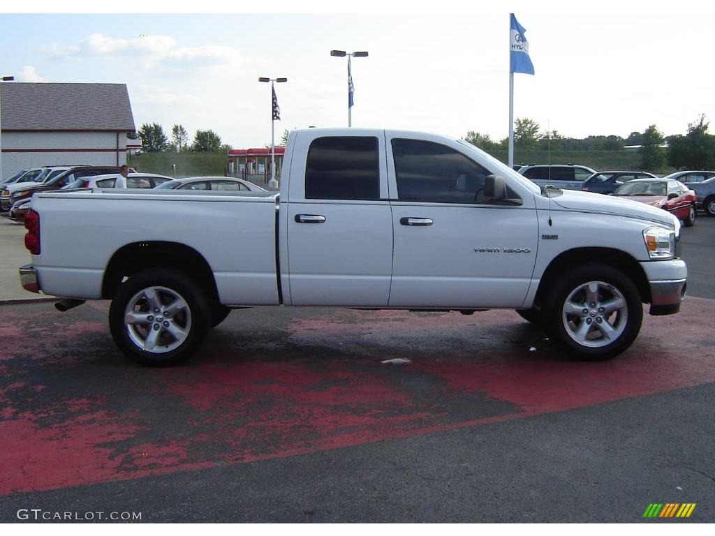 2007 Ram 1500 Big Horn Edition Quad Cab 4x4 - Bright White / Medium Slate Gray photo #6