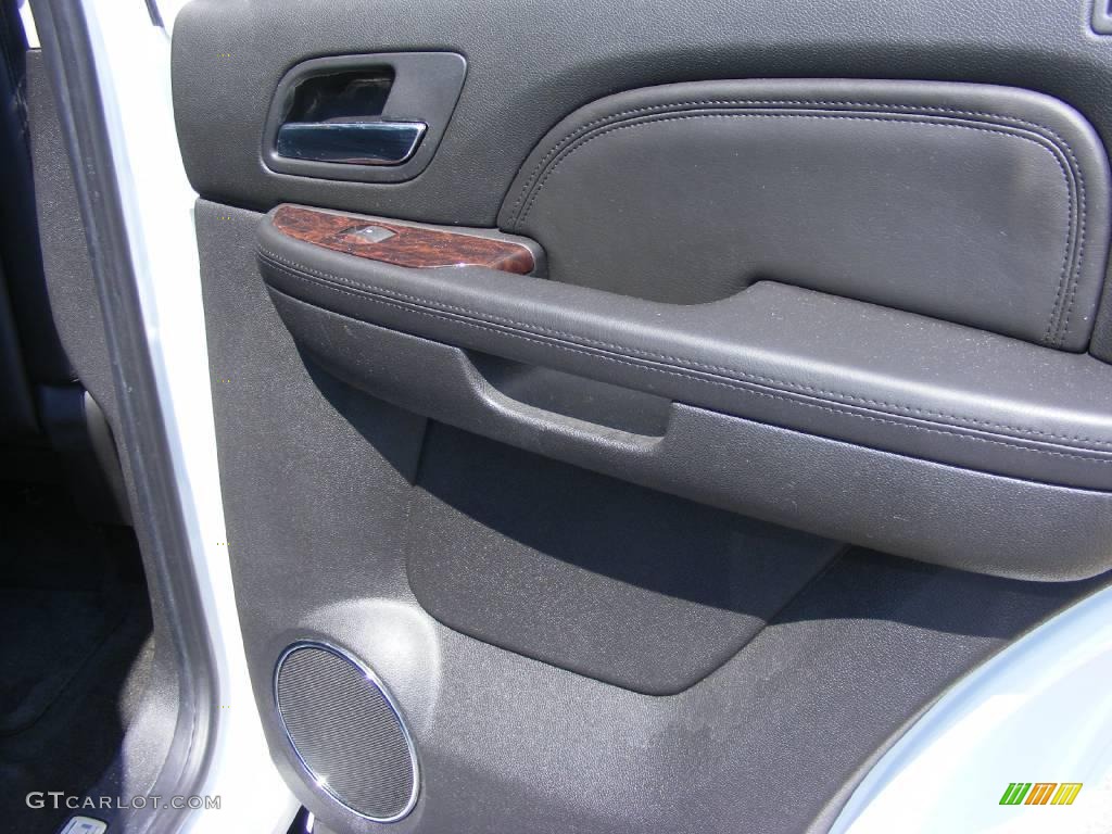 2007 Yukon Denali AWD - Summit White / Ebony Black photo #19