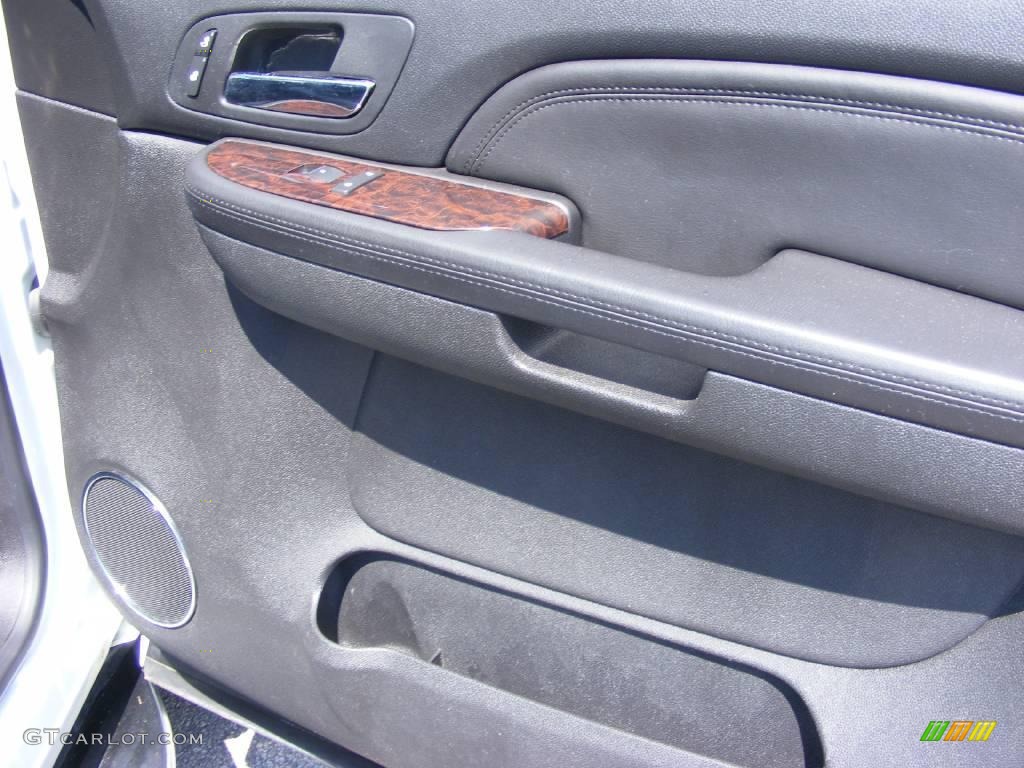 2007 Yukon Denali AWD - Summit White / Ebony Black photo #21