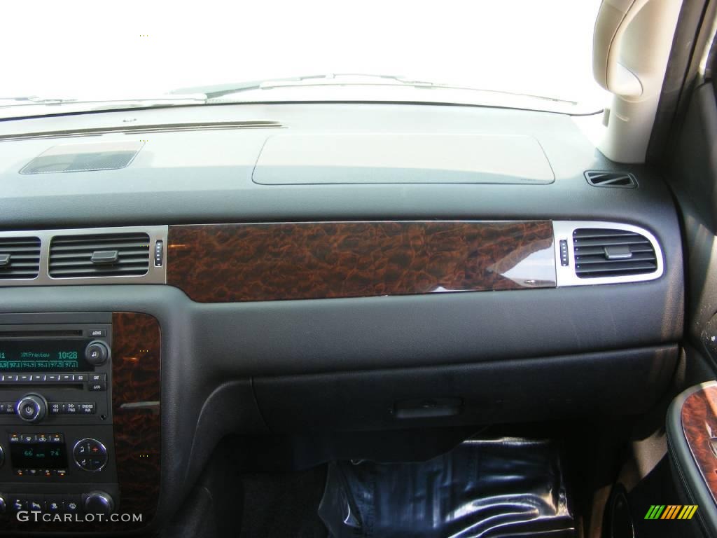2007 Yukon Denali AWD - Summit White / Ebony Black photo #23