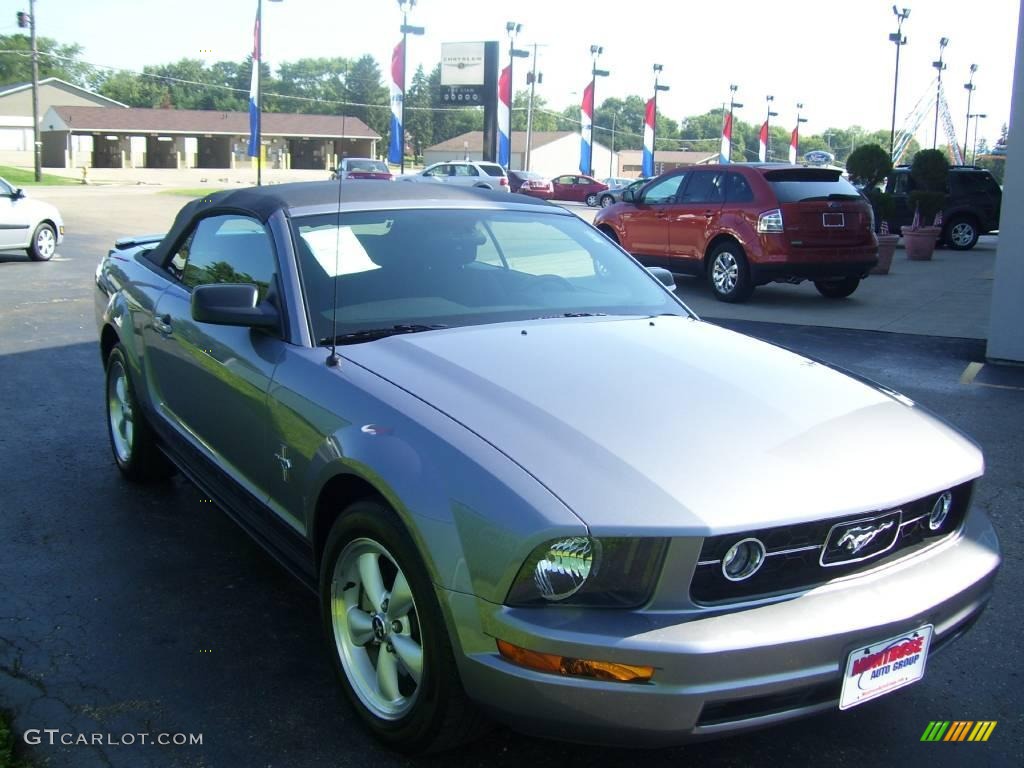 2007 Mustang V6 Premium Convertible - Tungsten Grey Metallic / Dark Charcoal photo #3