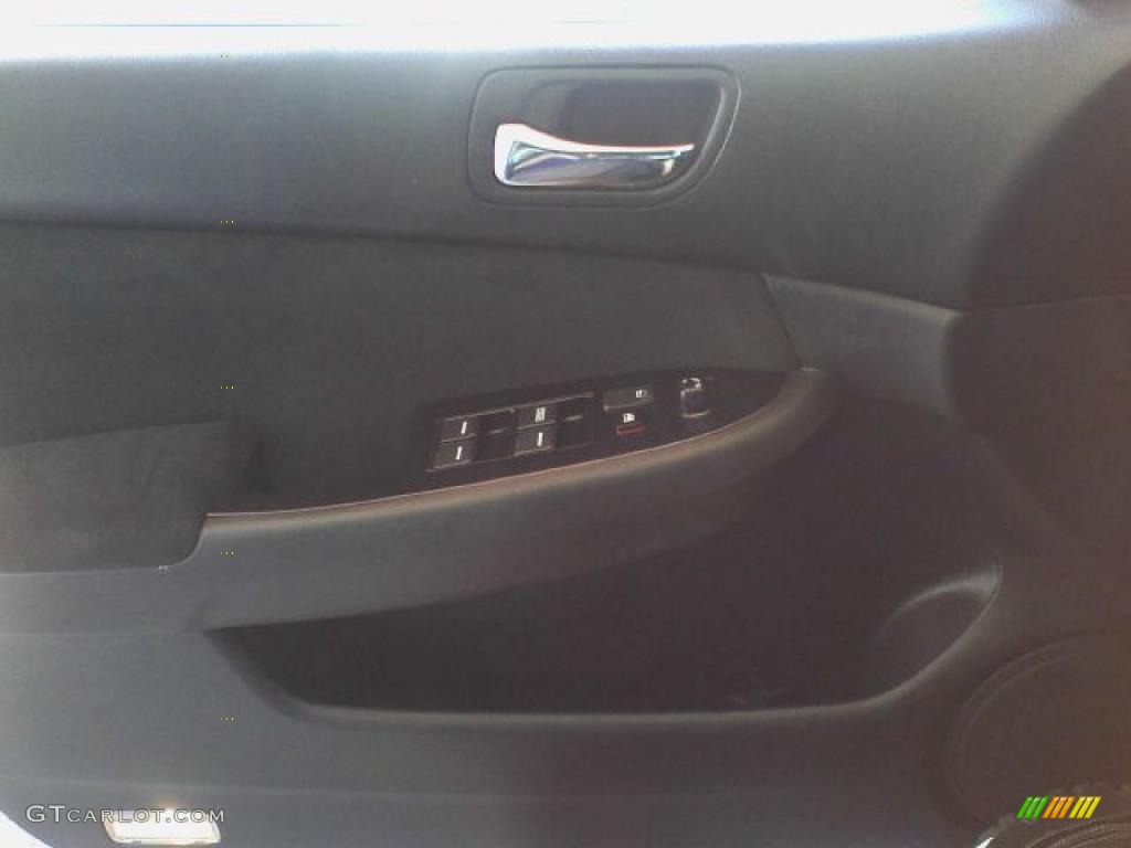 2007 Accord SE Sedan - Alabaster Silver Metallic / Black photo #12