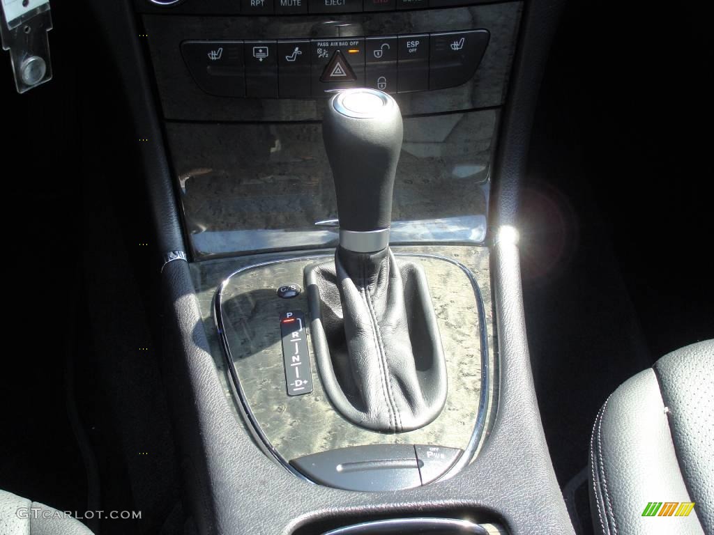 2008 E 350 4Matic Sedan - Arctic White / Black photo #19