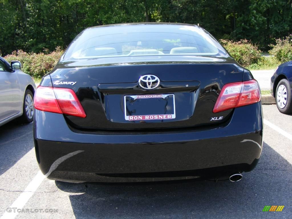 2007 Camry XLE - Black / Bisque photo #6