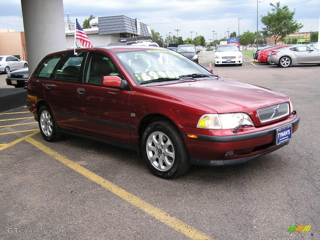 2000 V40 1.9T Wagon - Torch Red Metallic / Silver Gray photo #3