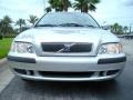 Silver Metallic - S40 1.9T Photo No. 3