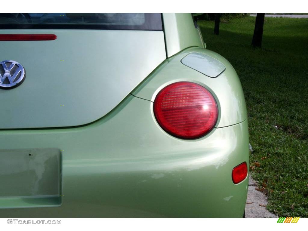 2001 New Beetle GLS Coupe - Cyber Green Metallic / Cream photo #20