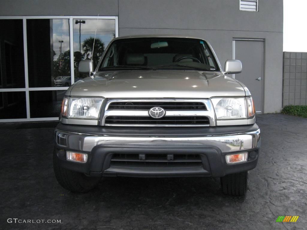 1999 4Runner SR5 - Millennium Silver Metallic / Oak photo #2