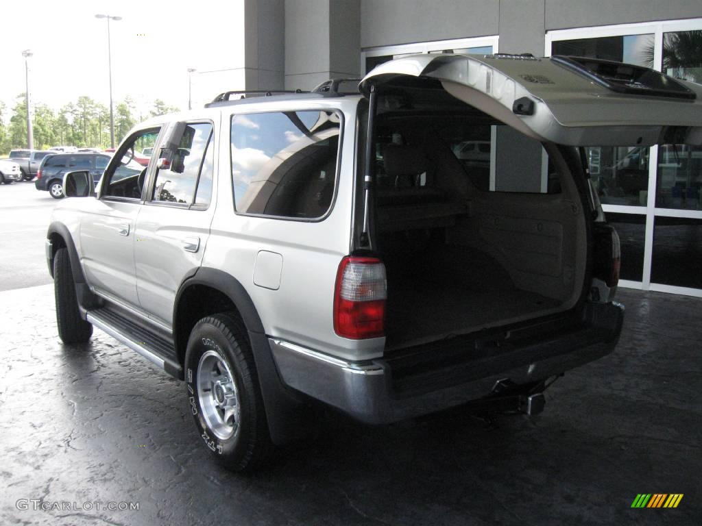 1999 4Runner SR5 - Millennium Silver Metallic / Oak photo #8