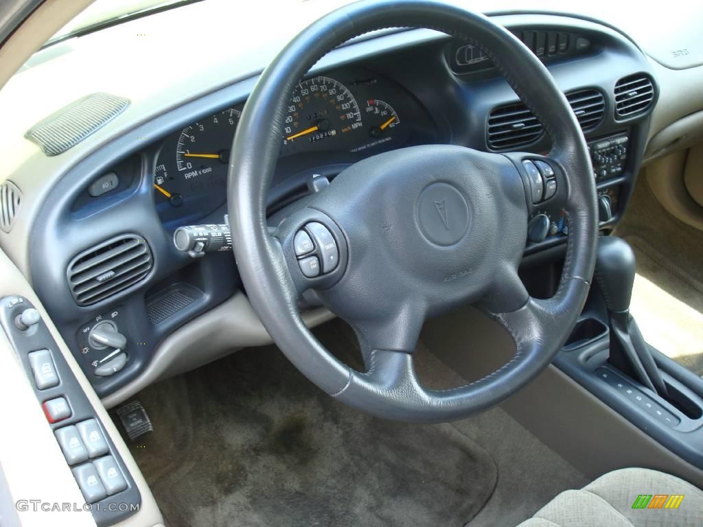 2001 Grand Prix GT Sedan - Dark Bronzemist Metallic / Taupe photo #10