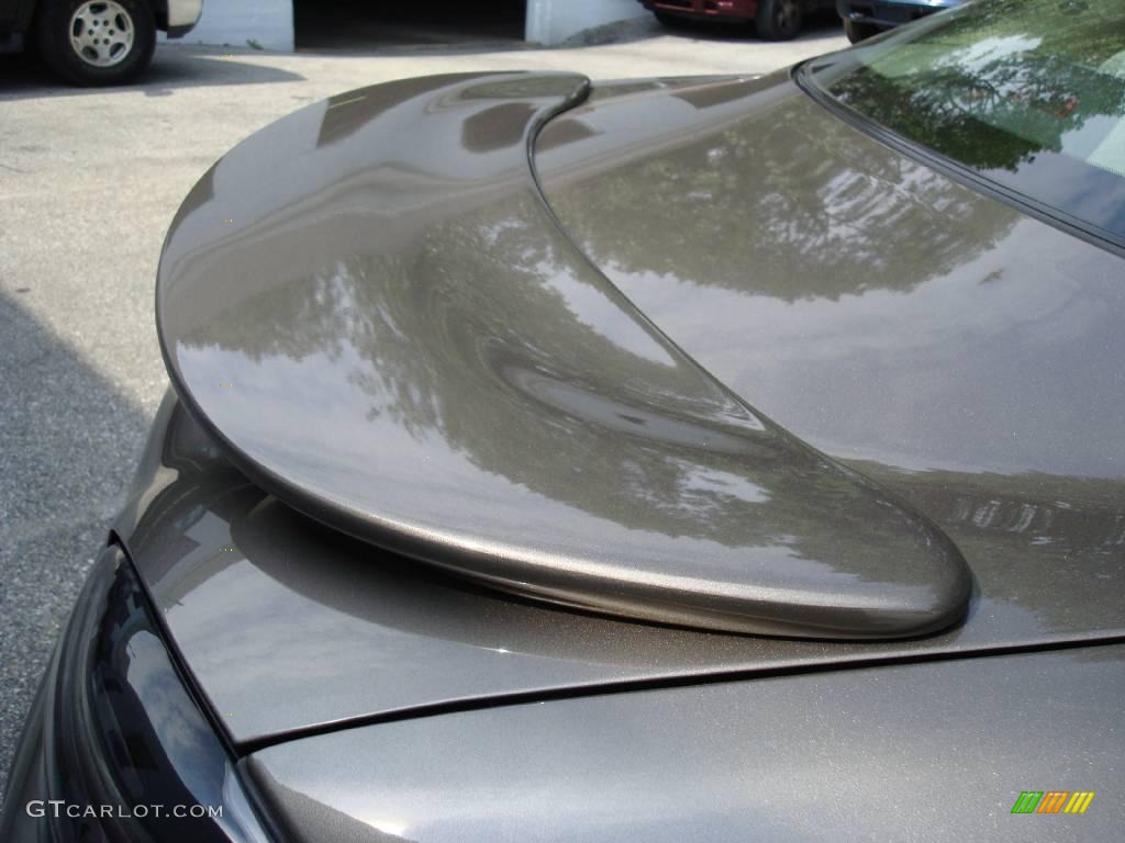 2001 Grand Prix GT Sedan - Dark Bronzemist Metallic / Taupe photo #23