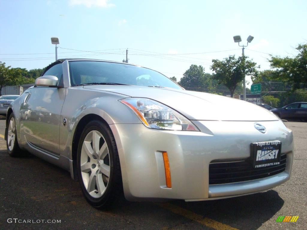 2004 350Z Touring Roadster - Chrome Silver Metallic / Charcoal photo #14