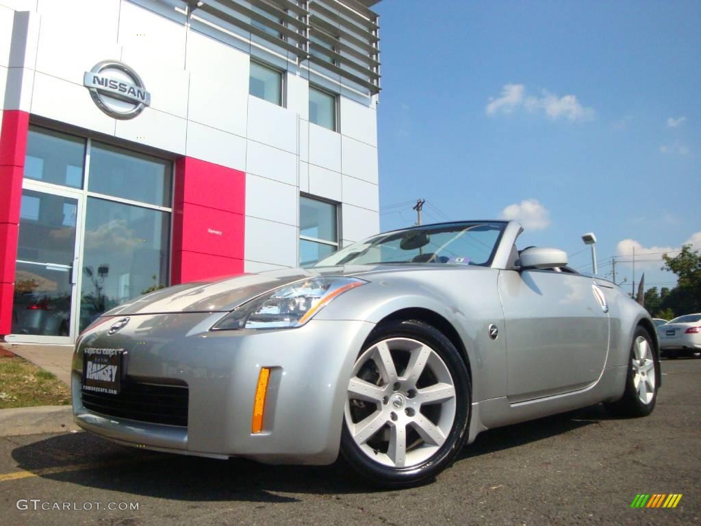 2004 350Z Touring Roadster - Chrome Silver Metallic / Charcoal photo #20