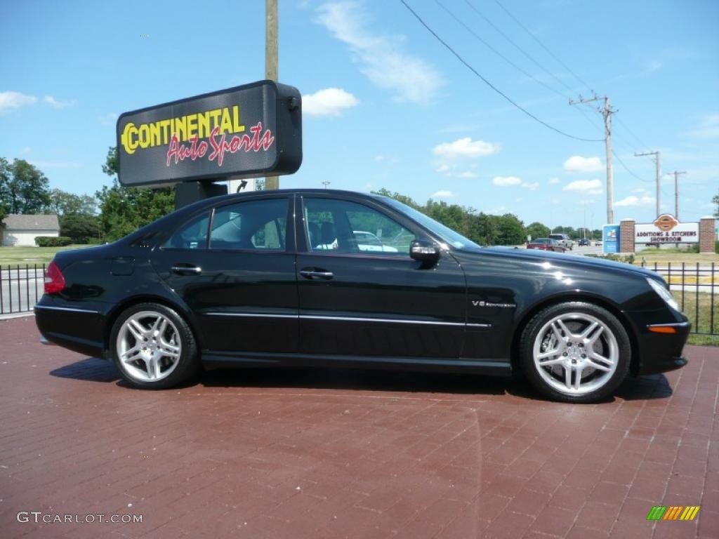 2004 E 55 AMG Sedan - Obsidian Black Metallic / Charcoal photo #1