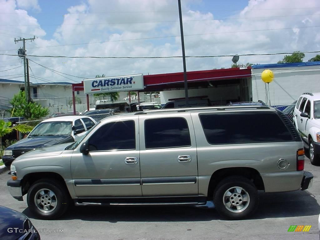 2003 Suburban 1500 LS - Light Pewter Metallic / Gray/Dark Charcoal photo #7