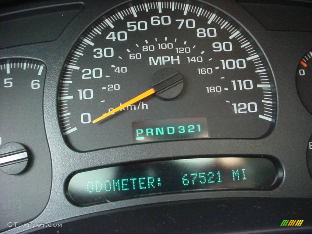 2003 Suburban 1500 LS - Light Pewter Metallic / Gray/Dark Charcoal photo #16