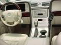 2003 Black Lincoln Navigator Luxury  photo #15