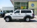 2007 Bright Silver Metallic Dodge Nitro SXT  photo #2